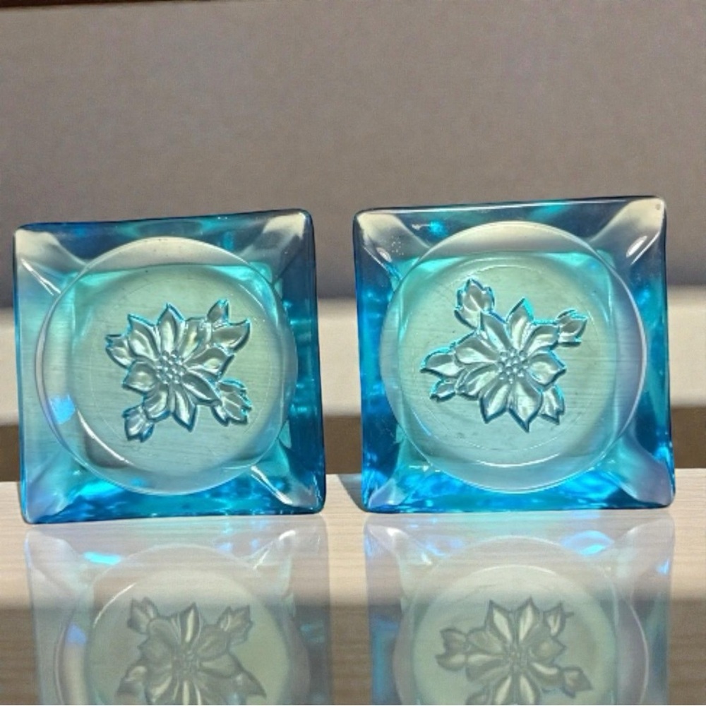 Vintage Hazel Atlas Capri Atlas Blue Ashtrays! THEY GLOW!!